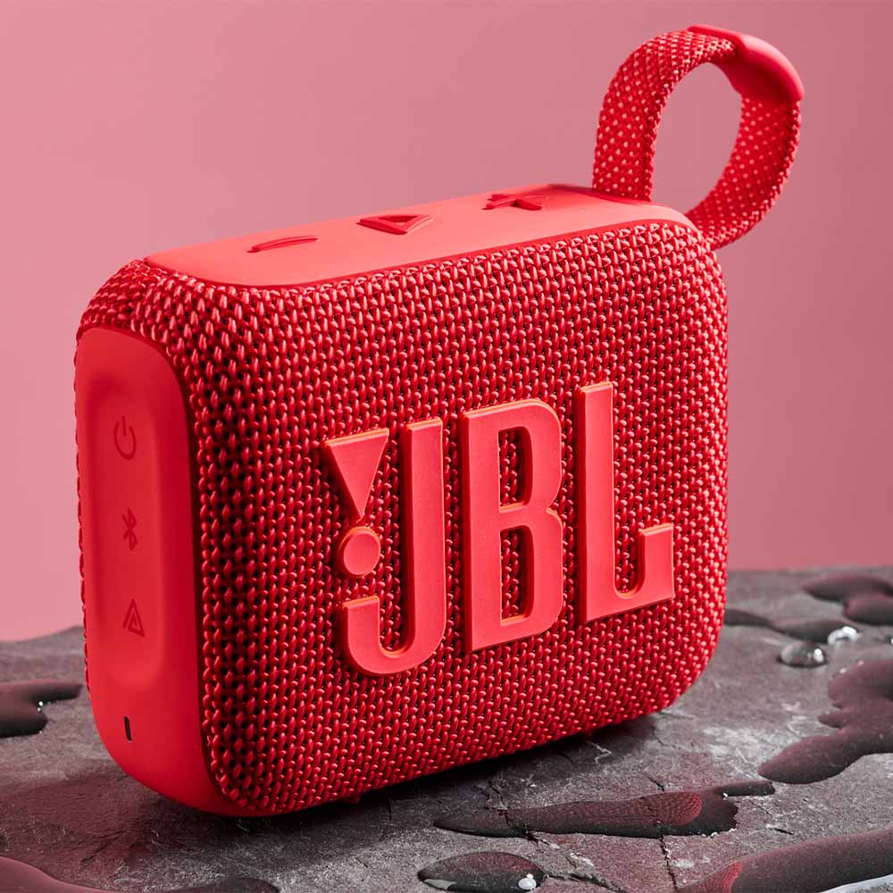 JBL Go 5 Portable Bluetooth Speaker - Lifestyle 2