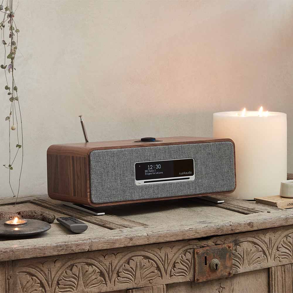 Ruark R3S Compact Audio System - lifestyle