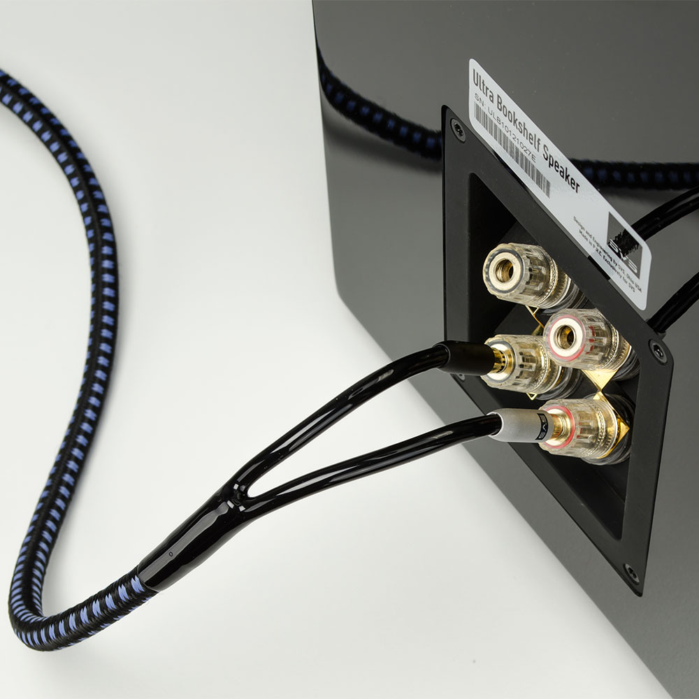 SVS SoundPath Ultra Speaker Cable Banana - Connected