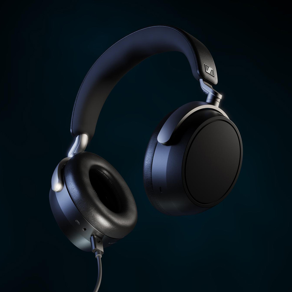 Sennheiser HDB 630 Headphones - lifestyle