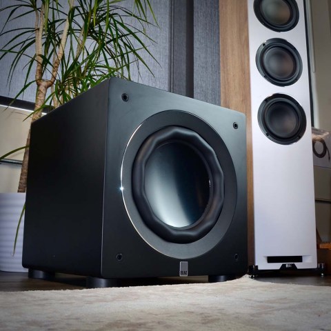 ELAC Varro Reference Subwoofer RS700 - Black - lifestyle