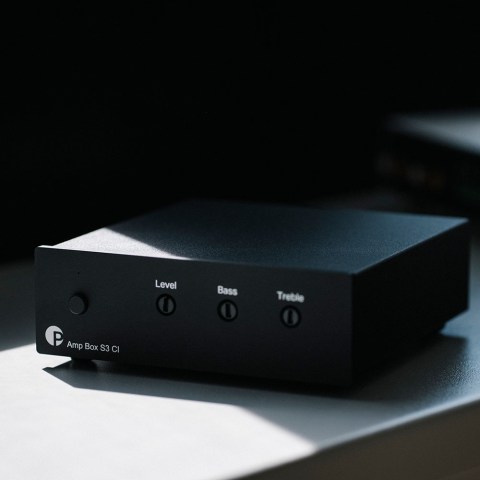 Pro-Ject Amp Box S3 CI Headphone Amplifier - Black - life