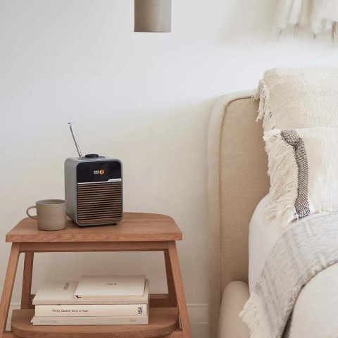 Smart Radio Ruark Audio R1S - Mid Grey - lifestyle2