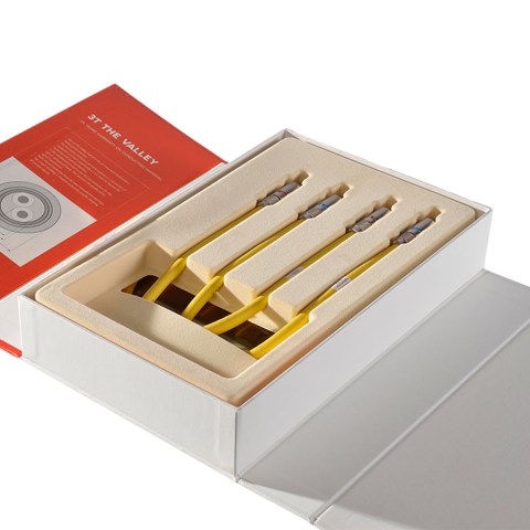 Van den Hul 3T The Valley RCA Cable 2